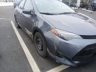 Used 2018 Toyota Corolla LE video 1