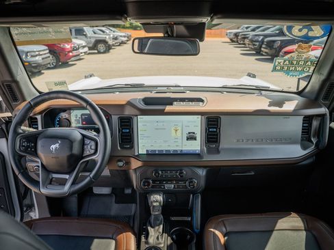 Used 2023 Ford Bronco Outer Banks AWD/4WD image 28