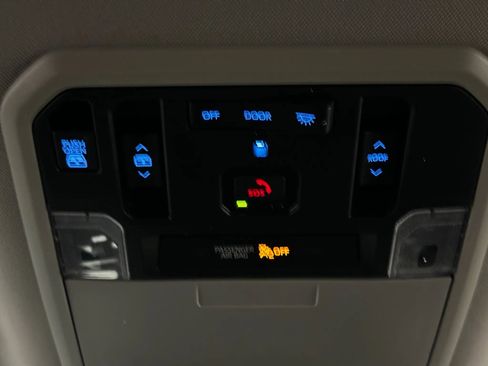 Used 2024 Toyota Tundra Limited image 44