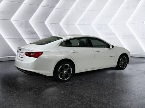 Used 2024 Chevrolet Malibu LT image 4