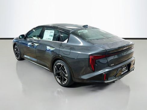 New 2025 Kia K4 GT-Line image 5