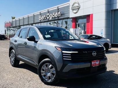 New 2026 Nissan Kicks S