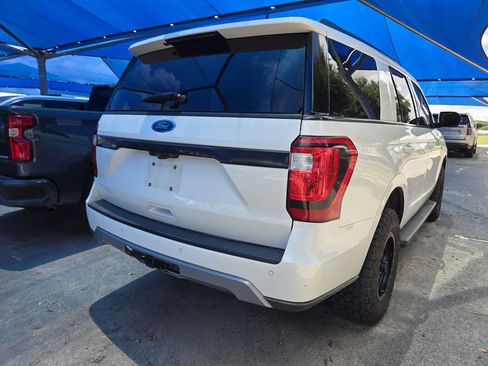 Used 2021 Ford Expedition XLT AWD/4WD image 4