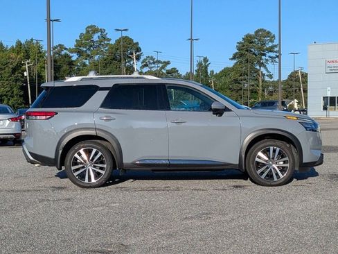 New 2025 Nissan Pathfinder Platinum w/ Cargo Package image 3