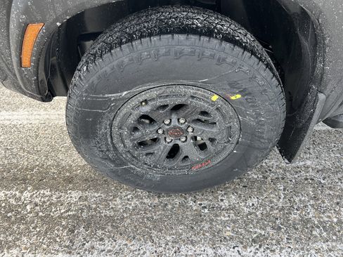 New 2026 Nissan Frontier PRO-4X image 11