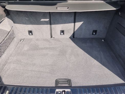 Used 2024 Porsche Cayenne image 40