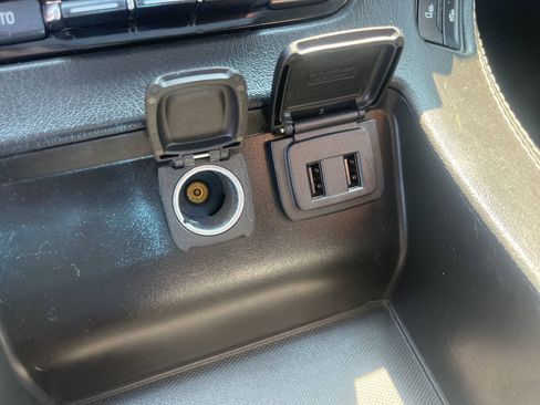 Used 2019 Chevrolet Suburban LT AWD/4WD image 26