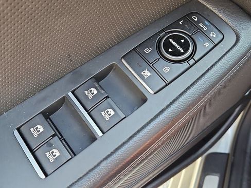 Used 2017 Genesis G80 3.8 w/ Option Group 02 image 34