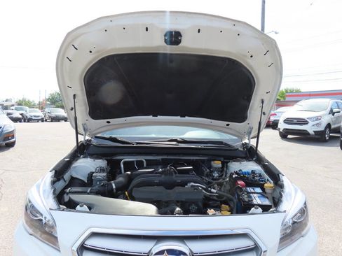 Used 2017 Subaru Legacy 2.5i Premium w/ Popular Package #1 AWD/4WD image 9