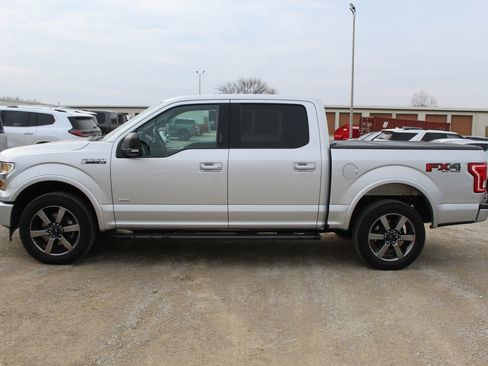 Used 2017 Ford F150 XLT w/ Equipment Group 302A Luxury image 3