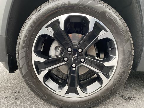 Used 2026 Chevrolet Equinox LT FWD image 45