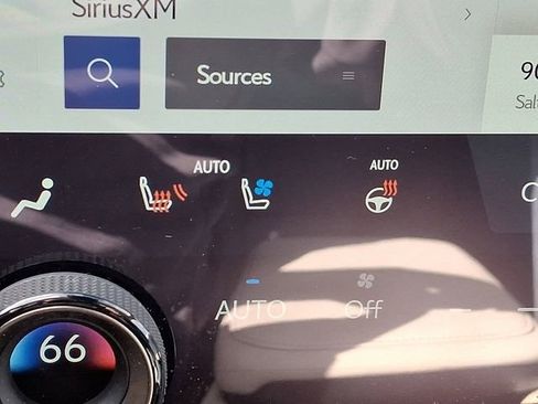 Used 2023 Lexus RZ 450e Premium image 25