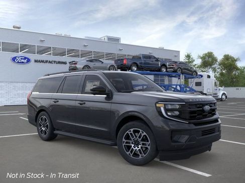 New 2026 Ford Expedition Max Active RWD image 7