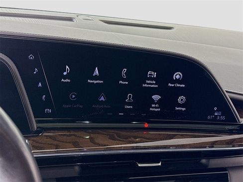 Used 2021 Cadillac Escalade Sport Platinum w/ LPO, ONYX Package image 9