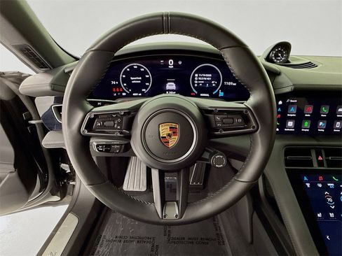 Used 2025 Porsche Taycan image 15