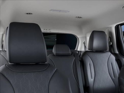 New 2026 Kia Carnival LXS FWD image 27