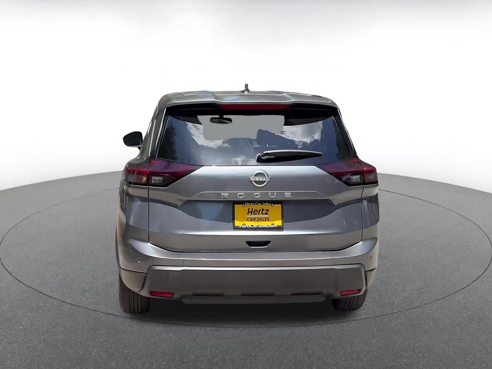 Used 2025 Nissan Rogue SV FWD image 12