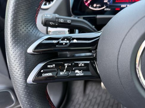 Certified 2024 Mercedes-Benz GLA 250 image 23