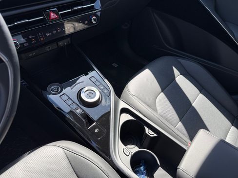 New 2026 Kia Niro Wave FWD image 13