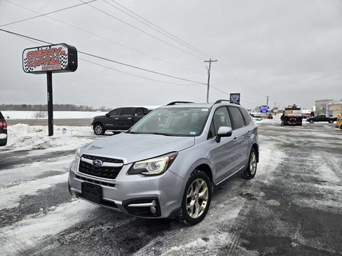 Used 2017 Subaru Forester 2.5i Touring image 5
