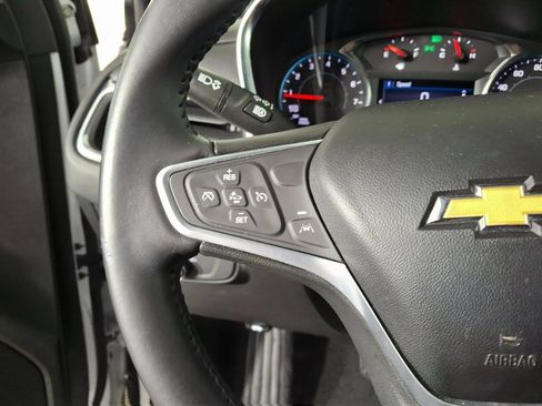 Used 2022 Chevrolet Equinox LT image 12