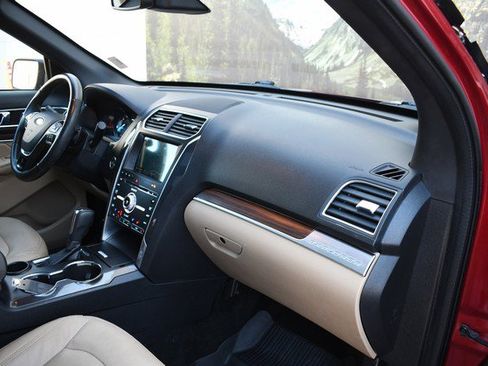 Used 2017 Ford Explorer Limited w/ Equipment Group 301A image 25