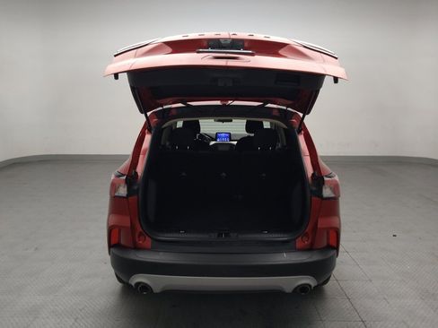 Used 2020 Ford Escape SE FWD image 29