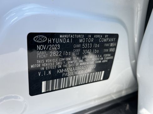 Used 2024 Hyundai Ioniq 6 SEL RWD image 36