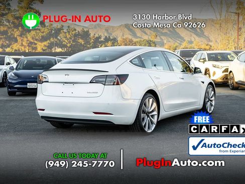 Used 2018 Tesla Model 3 Performance image 4