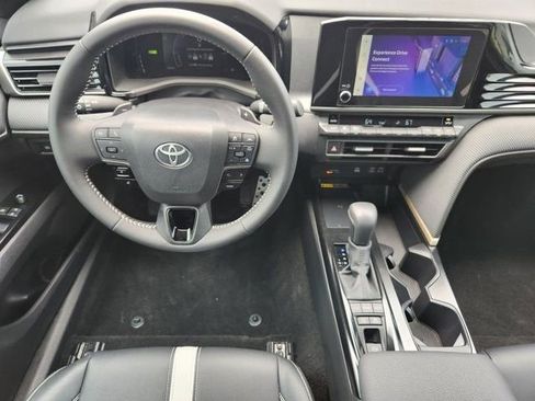 Used 2026 Toyota Camry SE w/ Convenience Package FWD image 26
