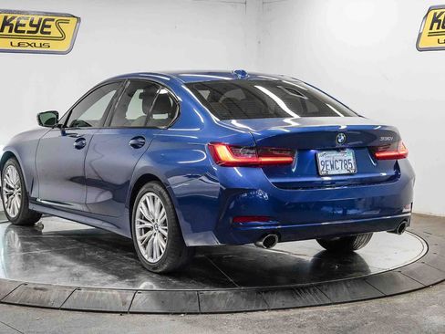Used 2023 BMW 330i Sedan w/ Convenience Package RWD image 2