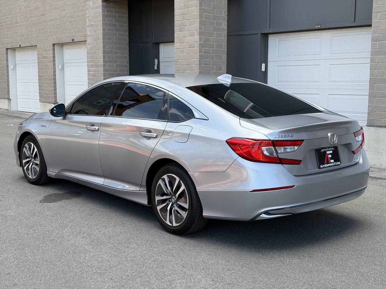 Used 2020 Honda Accord Hybrid image 3