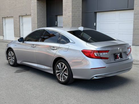 Used 2020 Honda Accord Hybrid image 3