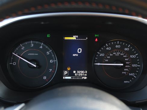 Used 2019 Subaru Crosstrek 2.0i Premium w/ Eyesight System image 11