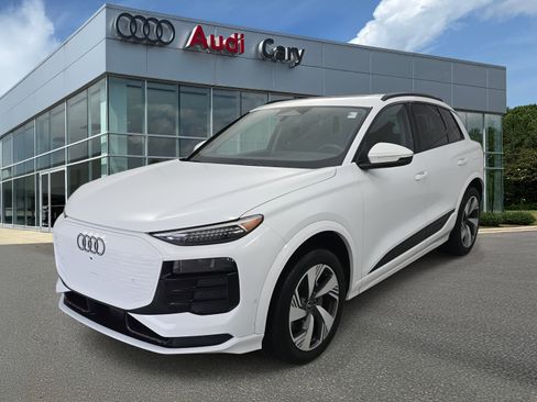 Certified 2025 Audi Q6 e-tron Premium Plus w/ Premium Plus image 1