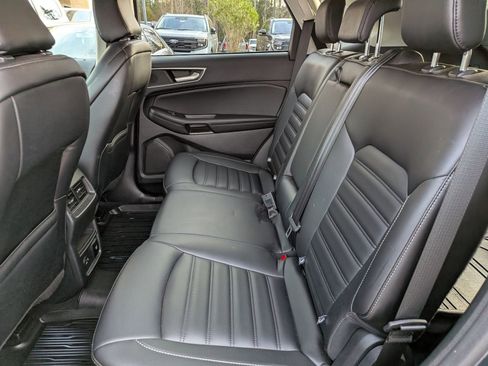 Certified 2022 Ford Edge SEL w/ Convenience Package image 16