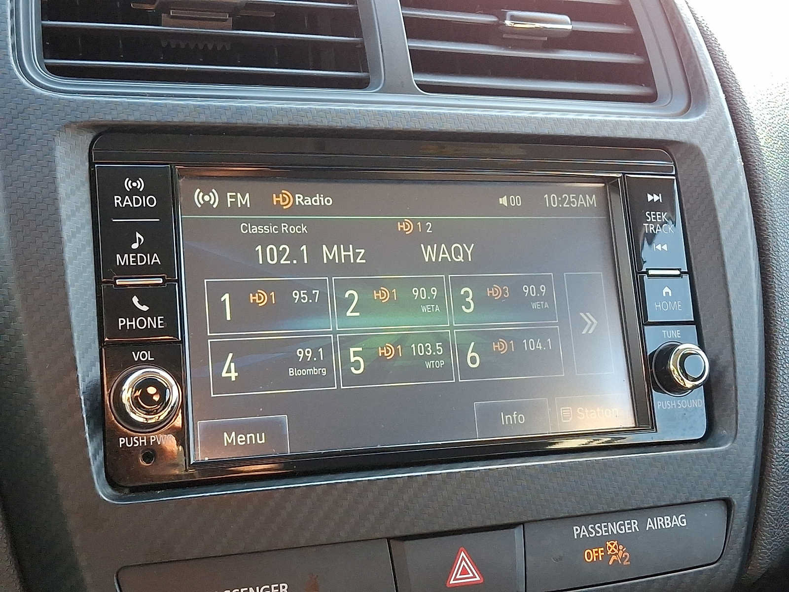 Used 2024 Mitsubishi Outlander Sport ES AWD/4WD image 16