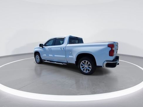 Used 2022 Chevrolet Silverado 1500 LTZ w/ LTZ Premium Package AWD/4WD image 6