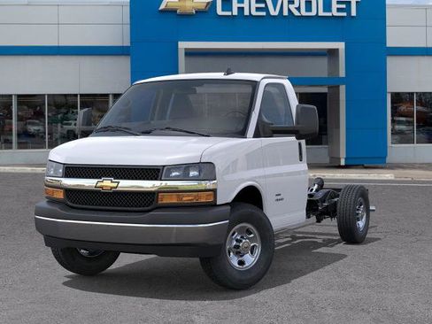 New 2025 Chevrolet Express 3500 w/ Power Convenience Package RWD image 37