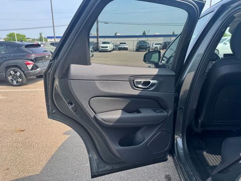 Used 2026 Volvo XC60 B5 Plus w/ Protection Package Premier AWD/4WD image 15