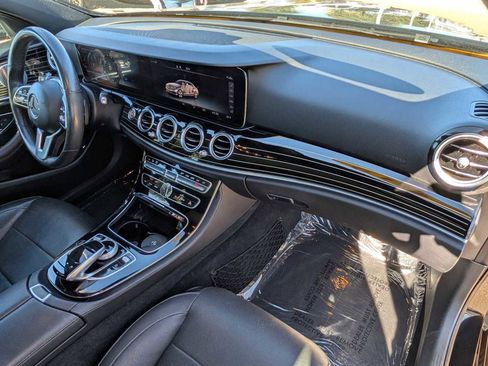 Certified 2019 Mercedes-Benz E 300 4MATIC image 26