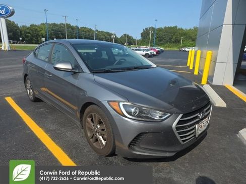 Used 2018 Hyundai Elantra SEL FWD image 5