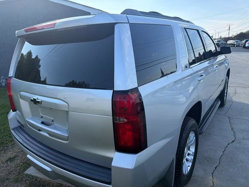 Used 2019 Chevrolet Tahoe LT image 11