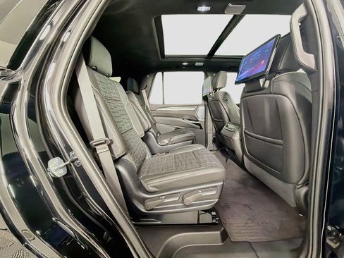 Used 2025 Cadillac Escalade V w/ LPO, Floor Liner Package AWD/4WD image 30