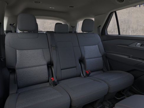 New 2026 Ford Explorer Active RWD image 11