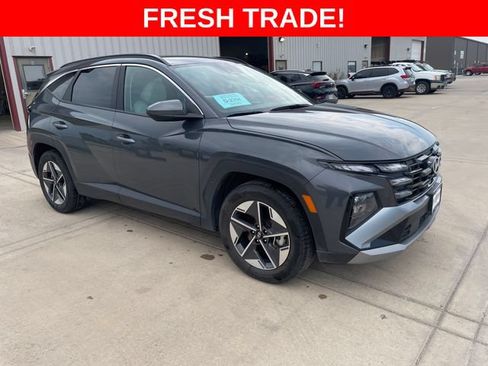 Used 2025 Hyundai Tucson SEL FWD image 7