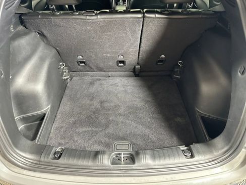 Used 2023 Jeep Compass Limited image 10