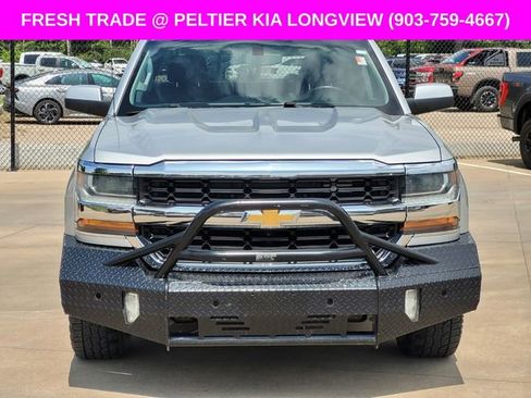 Used 2018 Chevrolet Silverado 1500 LT w/ Texas Edition RWD image 2