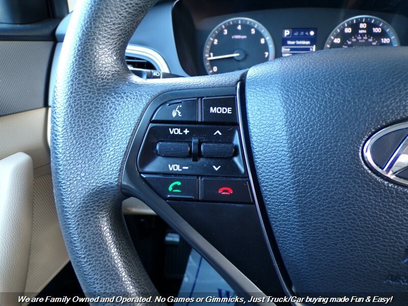 Used 2017 Hyundai Sonata SE FWD image 30