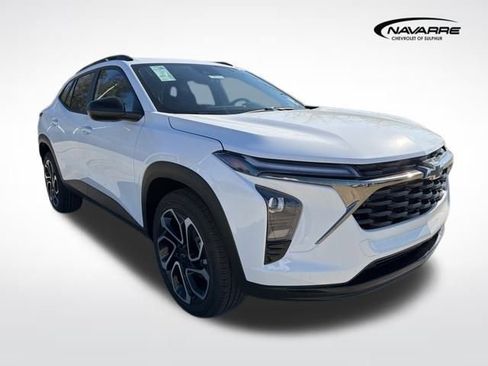 New 2026 Chevrolet Trax RS w/ Sunroof Package image 1